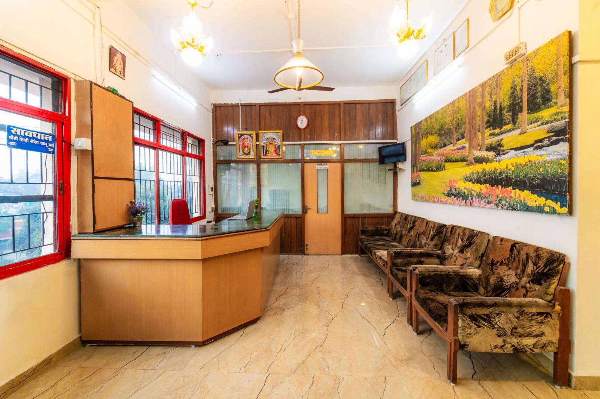 Itsy Hotels Mansi ナーシク エクステリア 写真
